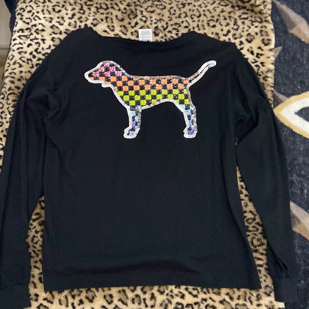 PINK tshirt w/cute dog detail.  No hoodie.